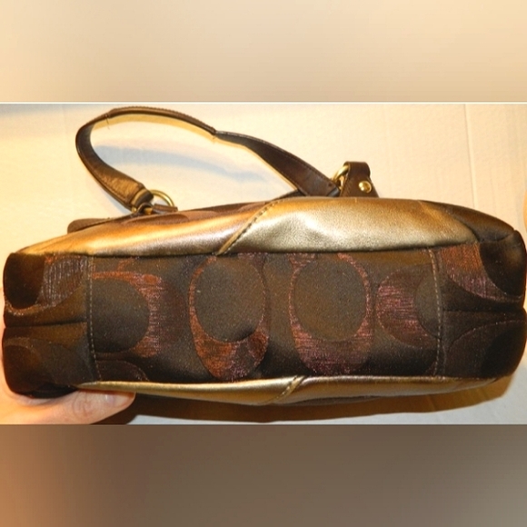 ☆Gorgeous Vintage COACH Soho Signature Metallic Inlaid C Patchwork Hobo~Rar… - Picture 5 of 16